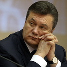 Центр Разумкова: Янукович теряет поддержку людей быстрее, чем Ющенко