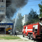 Надзвичайні події: В Житомире в районе Богунии загорелся магазин стройматериалов. ФОТО