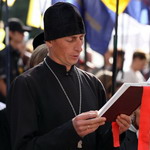 Сегодня в Житомире митингуют политики, священники и водители троллейбусов. ФОТО