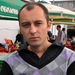 Владислав Сирык выиграл в Житомире конкурс по выпиванию пива на скорость. ВИДЕО