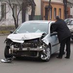 В Житомире пьяный водитель на «Рено Меган» столкнулся с 3 автомобилями