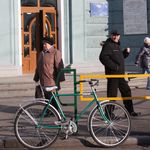 Місто і життя: Мэру Житомира подарили велосипед «Аист», но он его не взял