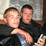 Кримінал: В Житомире на улице два гопника избили и ограбили 15-летнего парня