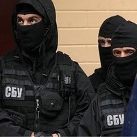 В Житомире арестовали судью и двух налоговиков-посредников, вымогавших взятку в $35 тыс.