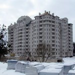 Місто і життя: Прессу Житомира пригласили на введение в эксплуатацию недостроенного жилого дома. ФОТО