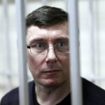 Суспільство і влада: Суд приговорил бывшего министра Юрия Луценко к 4 годам лишения свободы