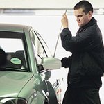 Кримінал: В Житомире пьяный мужчина попытался угнать авто, вместе с водителем