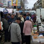 Уличная торговля в Житомире: губернатор Рыжук защищает, а мэр Дебой и горисполком запрещают