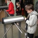 В двух школах Житомира установят электронную пропускную систему