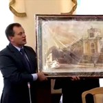 Картину, которая украшала фойе Житомирского горсовета, Дебой подарил мэру Смоленска? ВИДЕО