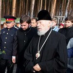 Митрополит Владимир провел литургию в монастыре на Житомирщине и наградил Пехова орденом. ФОТО