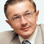 Держава і Політика: Коростенського лікаря Камінського хочуть звільнити з роботи через участь у виборах в Житомирі?