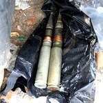 Возле школы в Житомире прохожий нашел два осколочно-фугасных снаряда. ФОТО
