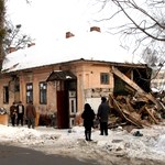 Місто і життя: В Житомире начали сносить столетний дом на Старовильской. ФОТО