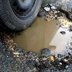 На дороге Житомир-Бердичев появились ямы глубиной в полметра