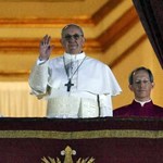 Франциск I. Новым Папой Римским стал иезуит из Аргентины. ФОТО