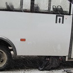 В Житомире у маршрутки во время движения отвалился газовый баллон. ФОТО