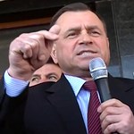 Во время митинга в Житомире, губернатор чуть не подрался с протестующими. ВИДЕО