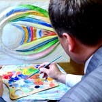 Мистецтво і культура: На выставке живописи, мэр Житомира нарисовал абстрактную картину. ФОТО