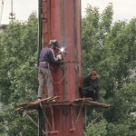 В Житомире начали ремонтировать аварийную трубу котельной. ФОТО
