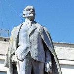 Политика: «Свободовцы» выиграли суд у коммунистов и намерены убрать памятник Ленину в Новограде-Волынском