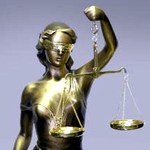 Кримінал: Житомирский судья освободил из-под стражи подозреваемого в изнасиловании девочки
