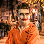 Хэллоуин в Житомире: ведьмы, зомби и суперзлодей вселенной прошлись по улицам города. ФОТО