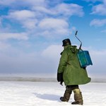 В Житомирской области спасли рыбака, который провалился под лёд