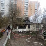 Из-за ссоры с женой, мужчина сжег собственный дом в Житомире. ФОТО