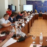 Наука і освіта: Правительству необходимо предпринимать экстренные меры - учебный год в Донбассе под угрозой