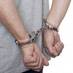 В Житомире задержали парня, который за один вечер совершил два преступления