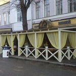 В Житомире владельцы кафе на Михайловской не демонтируют летние площадки. ФОТО