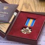 Президент Украины наградил 28 житомирских военных, троих - посмертно