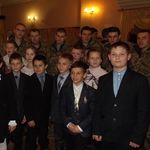 Люди і Суспільство: Школа №36 г. Житомир подарила «киборгам» теплый концерт. ВИДЕО
