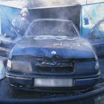 Надзвичайні події: Пытаясь высушить коврики для машины водитель сжег собственное авто. ФОТО