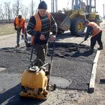 Новини України: С начала года в Житомирской области залатали около 44 тысяч квадратных метров ям. ФОТО