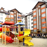В Украине начата масштабная программа по восстановлению детских площадок