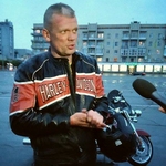 Війна в Україні: Свободовец на Harley-Davidson приехал из Харькова в Житомир собирать деньги для военных