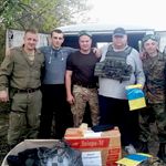 Житомирские волонтеры завезли бойцам на восток Украины продукты, одежду и оборудование. ФОТО
