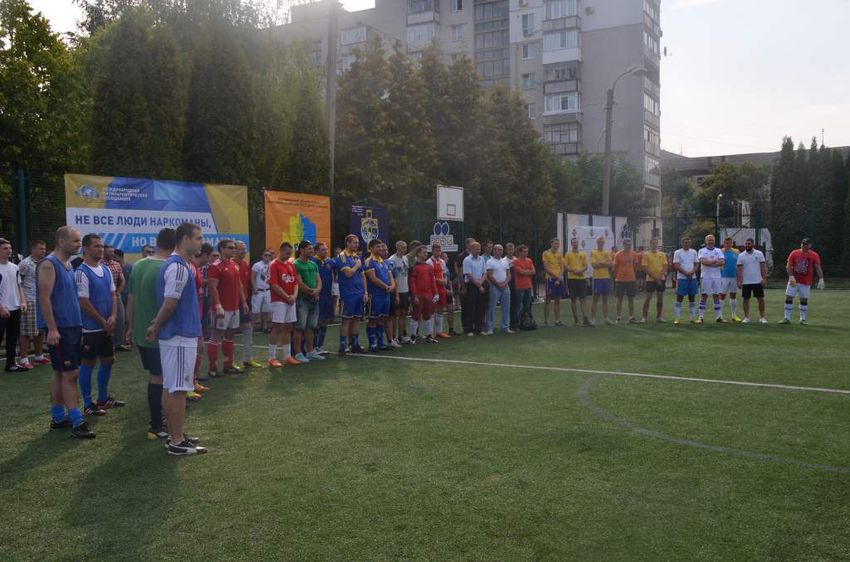 Люди і Суспільство: В Житомире стартовал турнир по мини-футболу: «За жизнь без наркотиков». ФОТО