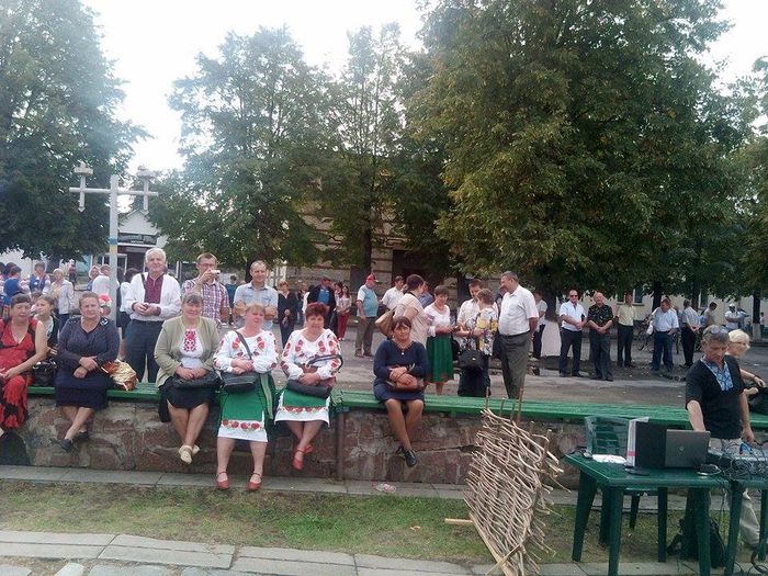 В райцентре Житомирской области состоялся фестиваль народного творчества. ФОТО