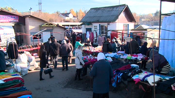 Кримінал: ​На рынке в Житомире задержан узбек, который нелегально жил в Украине 5 лет