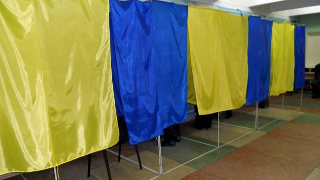 Держава і Політика: Явка избирателей на сегодняшних выборах в Житомире существенно ниже, чем 25 октября