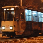 В центре Житомира с рельсов сошел трамвайный вагон. ФОТО