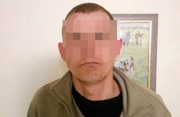 30-летний мужчина посреди ночи пытался обокрасть кафе в Житомире