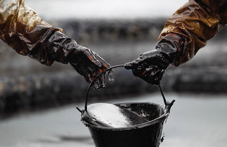 Из нефтепровода «Дружба» в Житомирской области воровали сырье