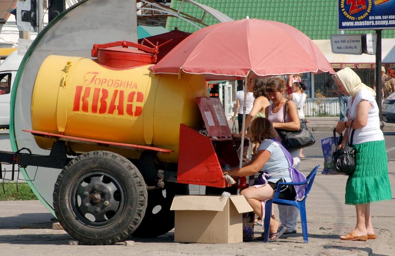 В Житомире утвердили места торговли мороженым и квасом