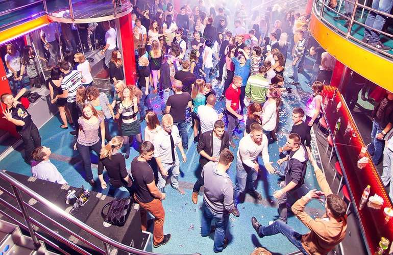 Из-за постоянных драк в Житомире могут закрыть все ночные клубы