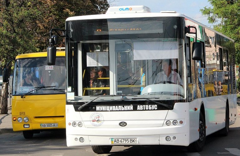 Дмитрий Ткачук рассказал, когда в Житомире появятся коммунальные автобусы
