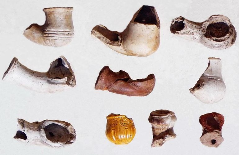 Артефакты, которые нашли в Житомире, передали в музей. ФОТО